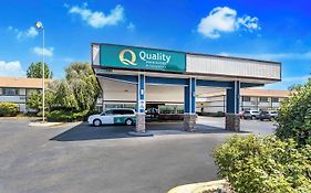 Quality Inn & Suites Medford Airport